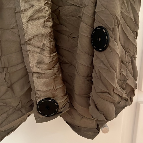 Babette artful top. Fastens with two snap buttons. Lingerie straps. Small.  - Picture 3 of 7